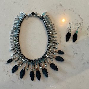 Stella & Dot Raven necklace and earring set